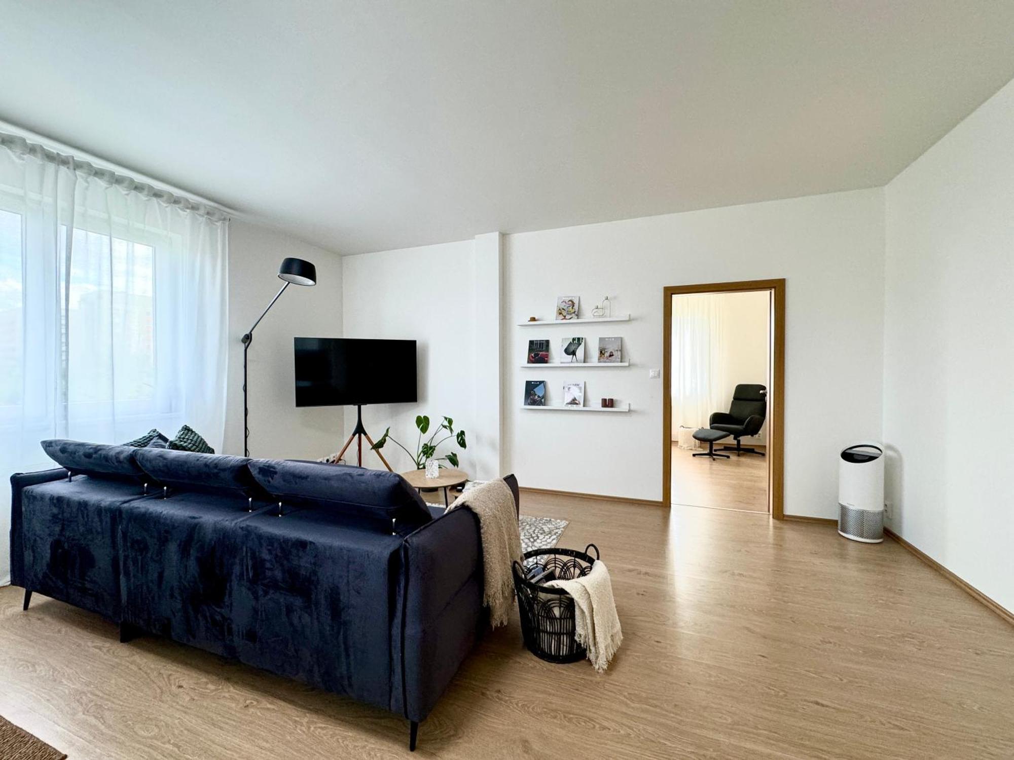 96m2 Designer Apartment, Free Garage Parking * Prague